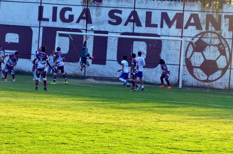 futbolín humano ganador concurso de disfraces de Agallas - SALAMANCArtv AL  DÍA - Noticias de Salamanca