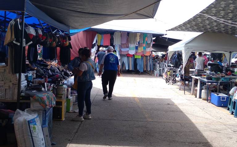 Bajan las ventas en el tianguis de los martes en 40 por ciento - El Sol de  Salamanca | Noticias Locales, Policiacas, de México, Guanajuato y el Mundo